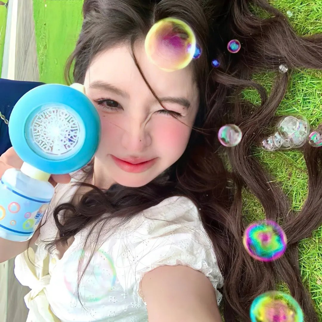小鼓女